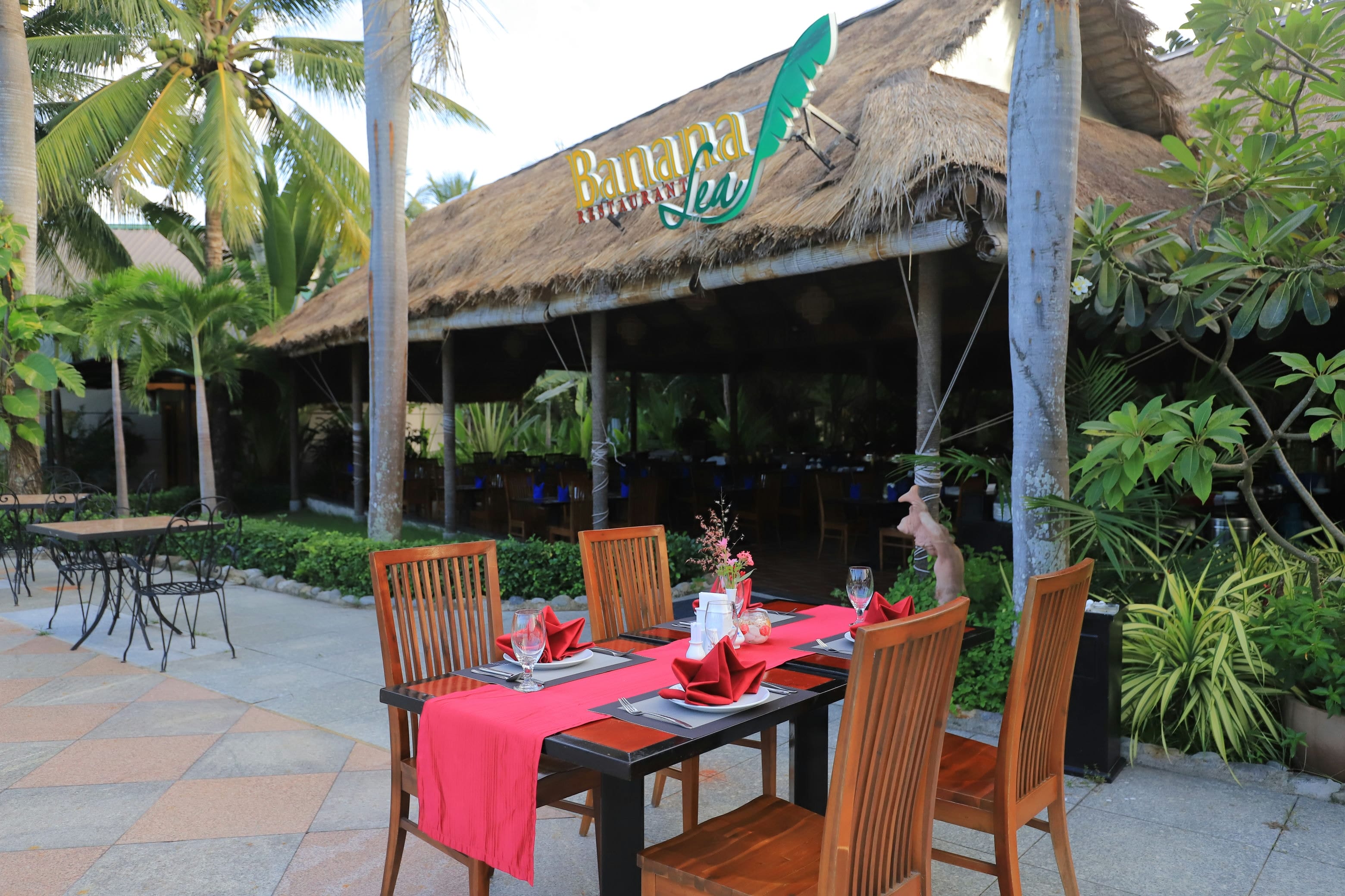 Nhà Hàng Banana Leaf 