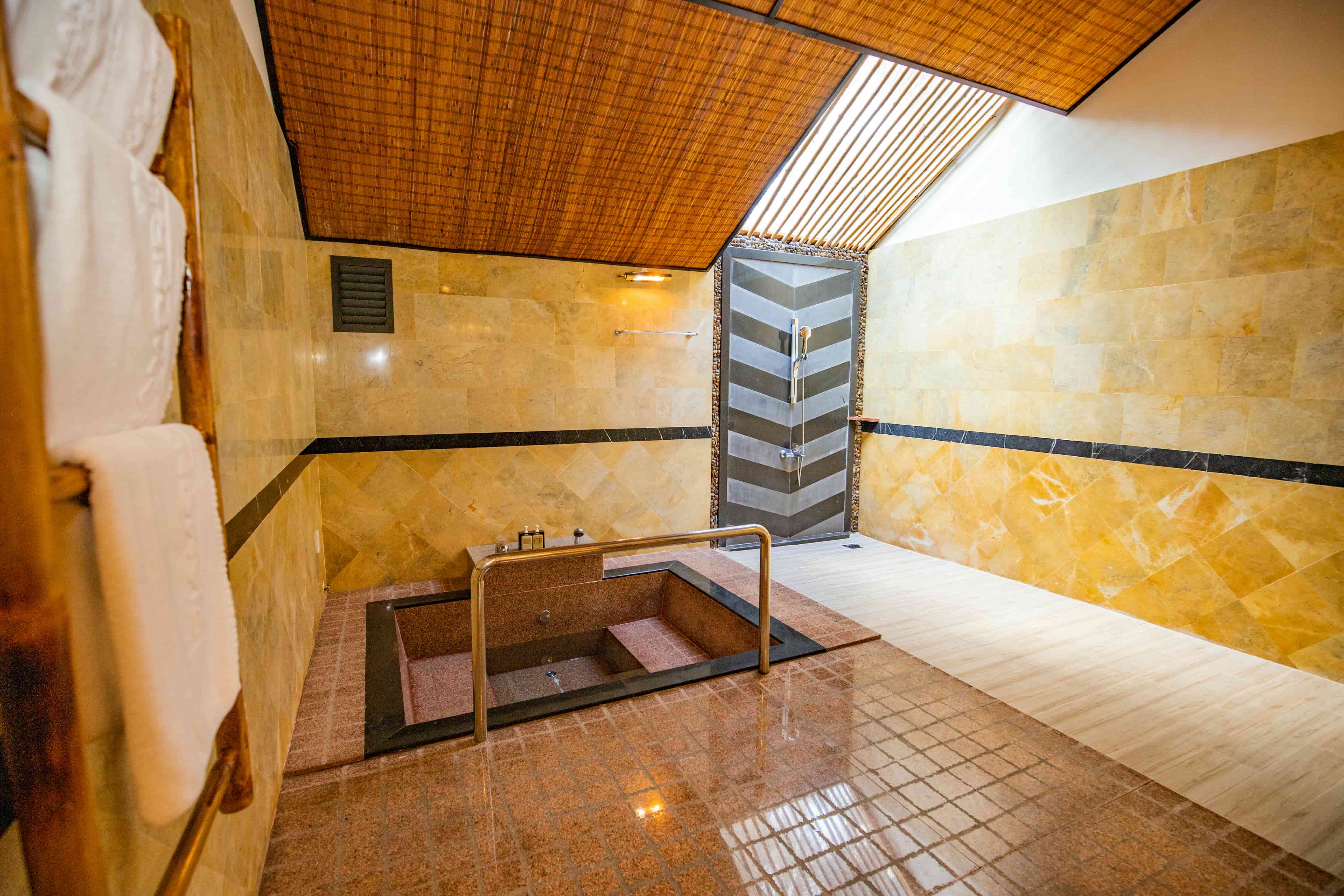 Diamond Ocean Bungalow